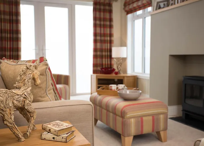 Hollicarrs - Forest Retreat